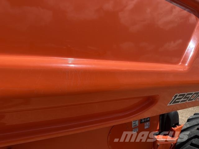 JLG 1250AJP رافعات سلة مفصلية