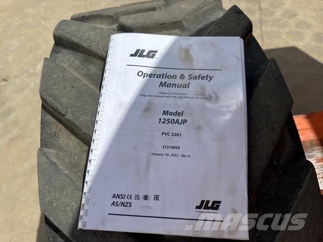 JLG 1250AJP رافعات سلة مفصلية