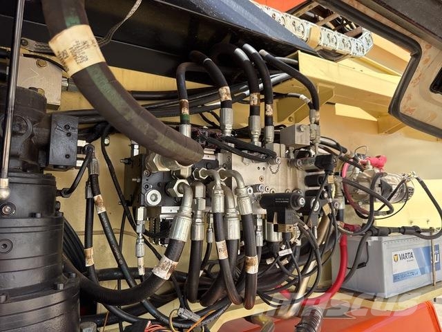 JLG 1250AJP رافعات سلة مفصلية