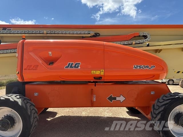 JLG 1250AJP رافعات سلة مفصلية