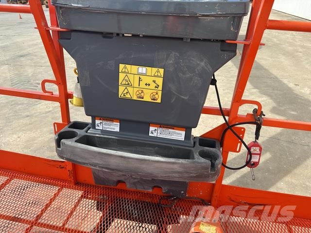 JLG 1250AJP رافعات سلة مفصلية