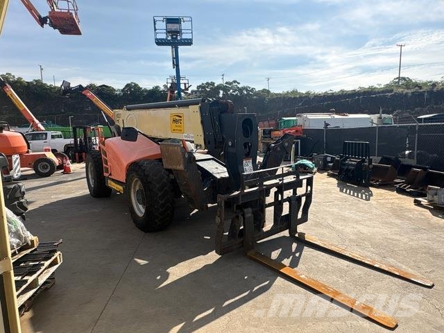 JLG 1255 Teleskopické manipulátory