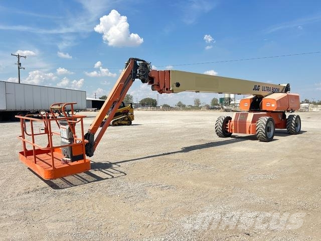 JLG 1350SJP Nacelles télescopiques