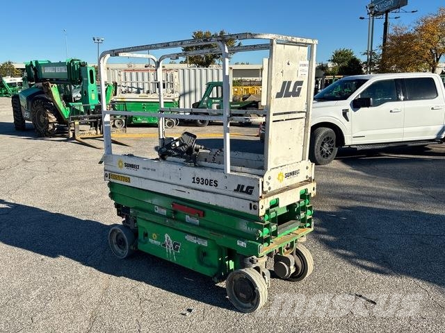 JLG 1930 ES Scissor lifts