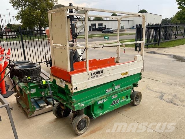 JLG 1930ES Makazaste platforme