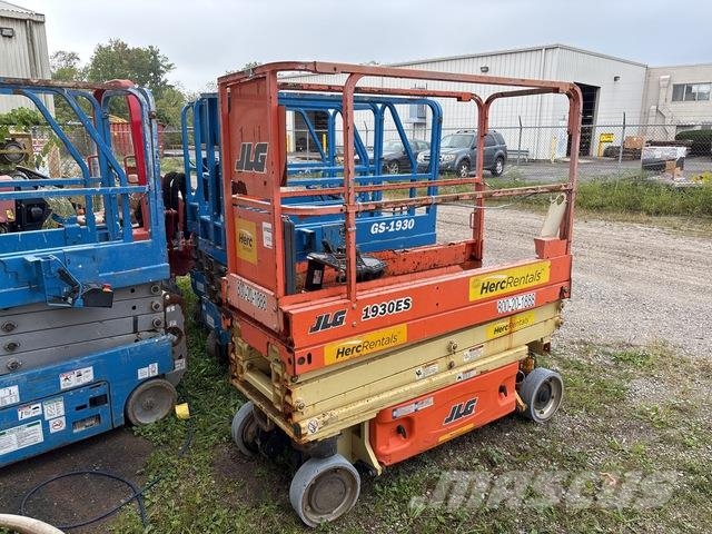 JLG 1930ES Scissor lifts