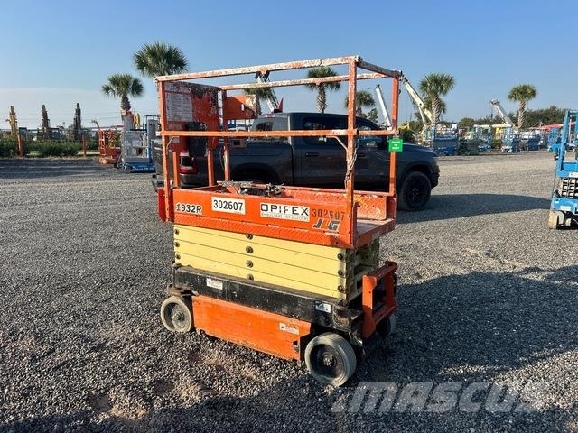 JLG 1932R 剪叉式升降机