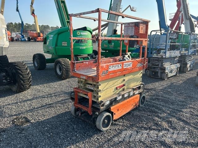 JLG 1932R 剪叉式升降机