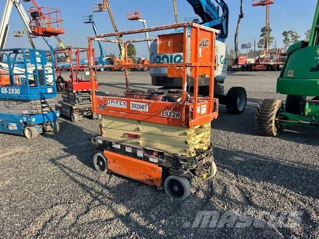 JLG 1932R 剪叉式升降机