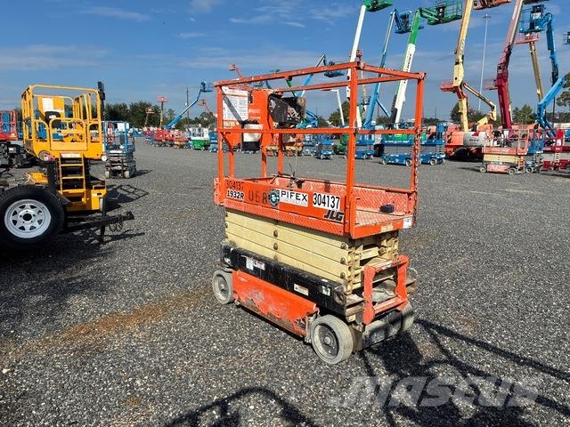 JLG 1932R Scissor lifts