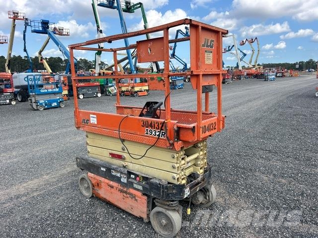 JLG 1932R Scissor lifts
