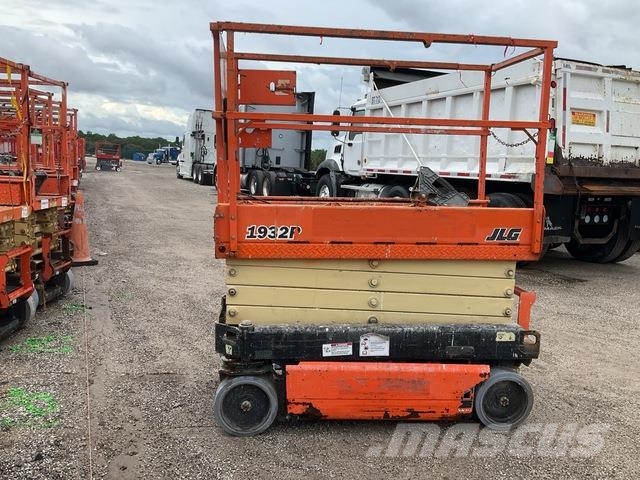JLG 1932R Scissor lifts
