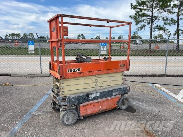 JLG 1932R 剪叉式升降机