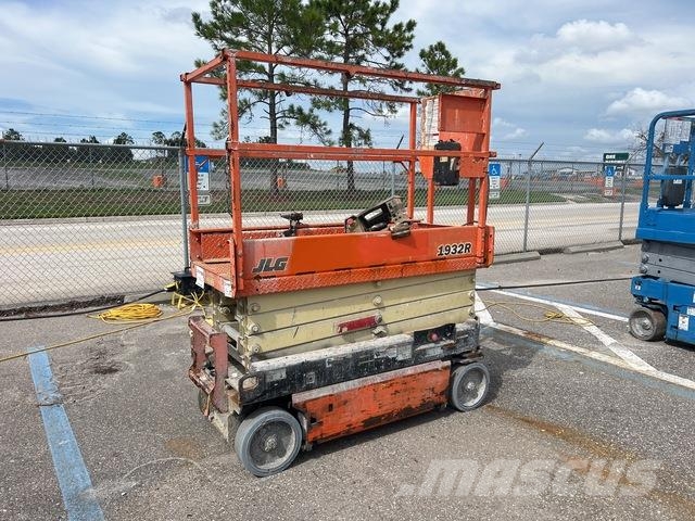 JLG 1932R 剪叉式升降机