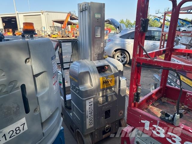 JLG 20MVL Vertical mast lifts
