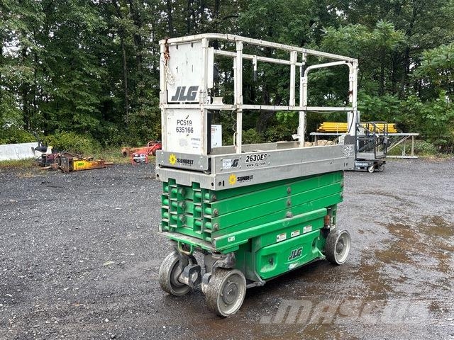 JLG 2630ES Šķerveida pacēlāji