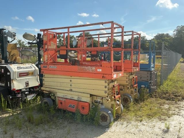 JLG 2632ES 剪叉式升降机