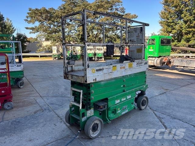 JLG 2632ES Scissor lifts