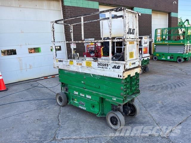JLG 2632ES Scissor lifts