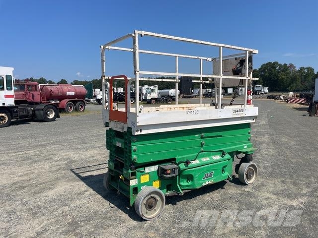 JLG 2646ES Makazaste platforme
