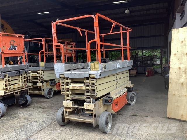 JLG 3246ES Ollós emelők