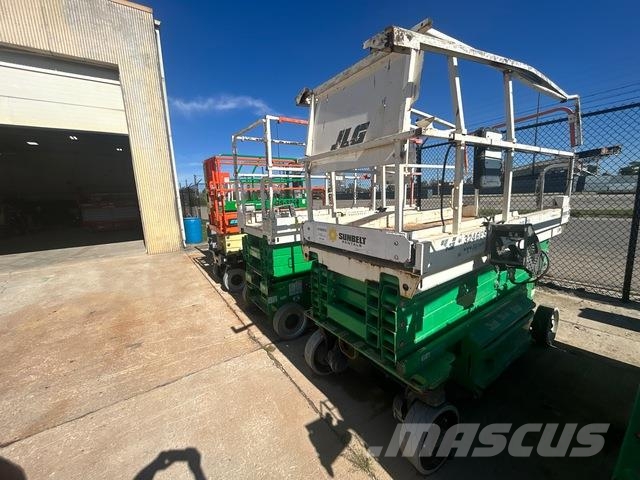 JLG 3246ES 剪式升降機