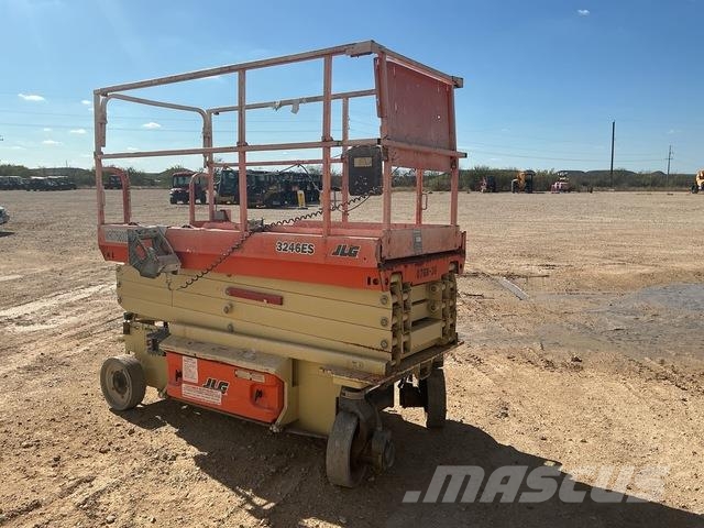 JLG 3246ES Schaarhoogwerkers