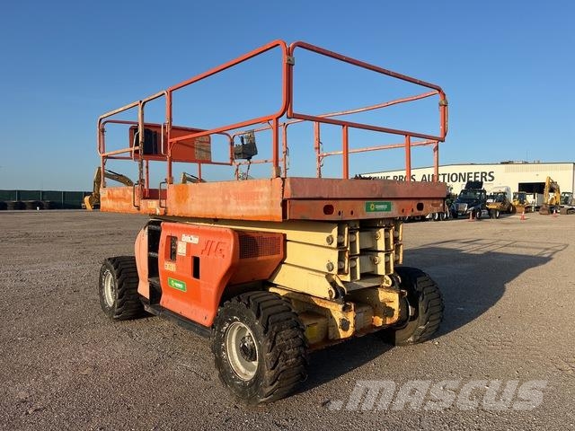 JLG 3394RT Scheren-Arbeitsbühnen