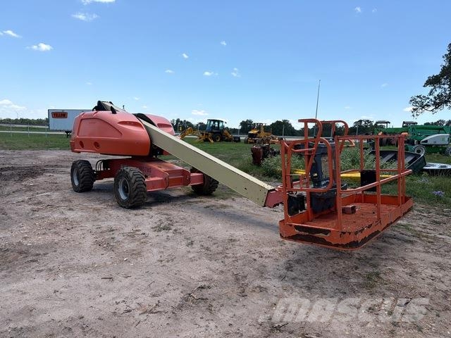 JLG 400S 伸縮臂高空作業車