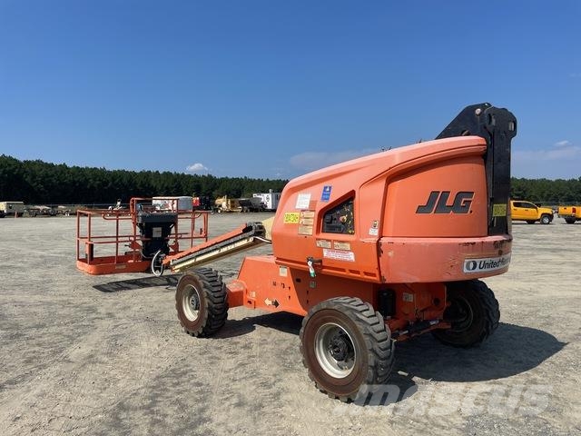 JLG 400S Teleskopik personel platformları
