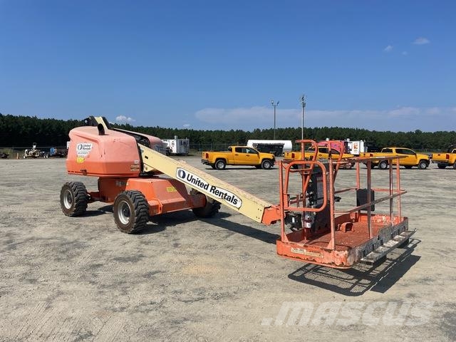JLG 400S Teleskopik personel platformları