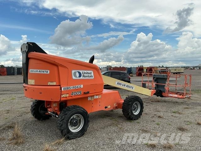 JLG 400S Teleskopik personel platformları