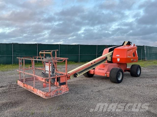 JLG 400S Teleskopbühnen