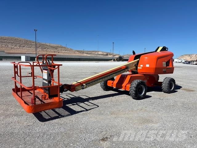 JLG 400S 견인식 전동이동 리프트