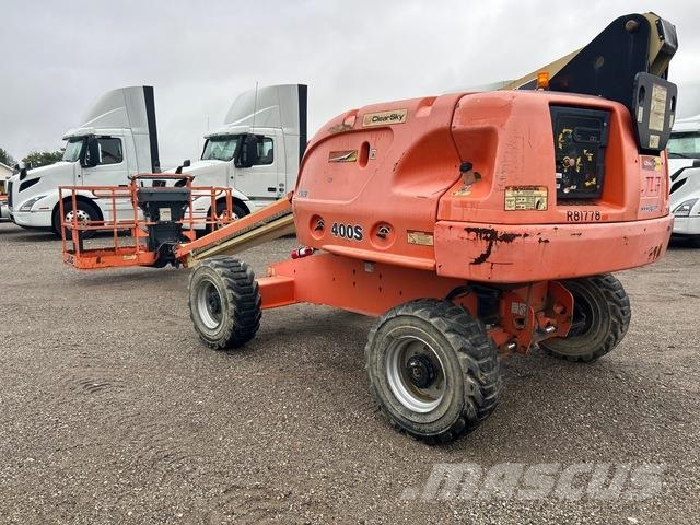 JLG 400S Teleskopické plošiny