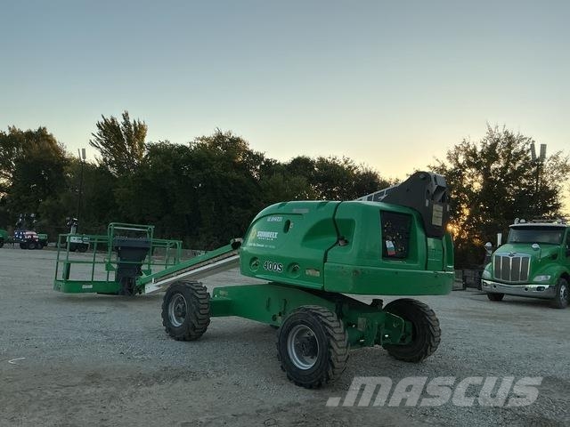 JLG 400S Телескопічні підйомники