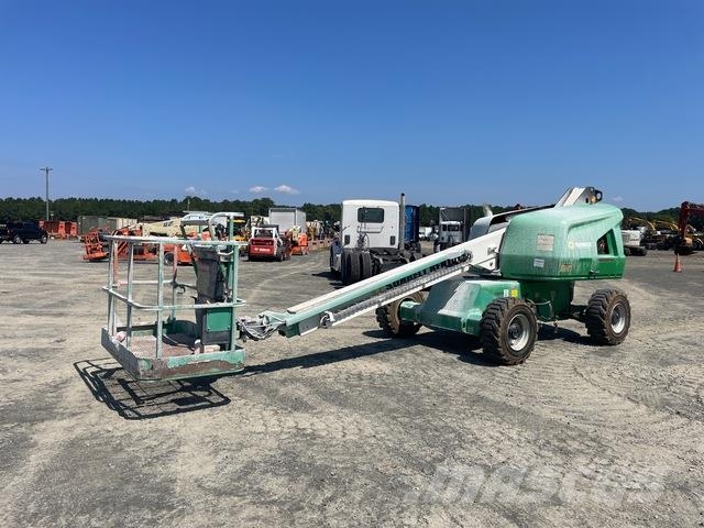 JLG 400S Teleskooppipuominostimet