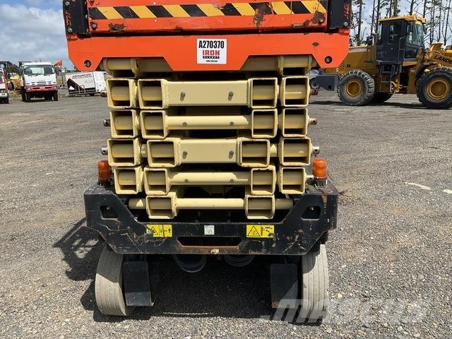 JLG 4045R Plataformas tijera
