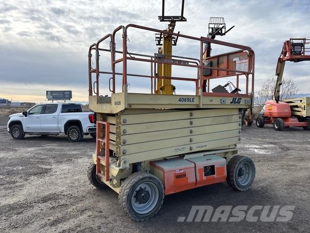 JLG 4069LE Käärtõstukid