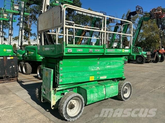 JLG 4069LE رافعات مقصية الشكل