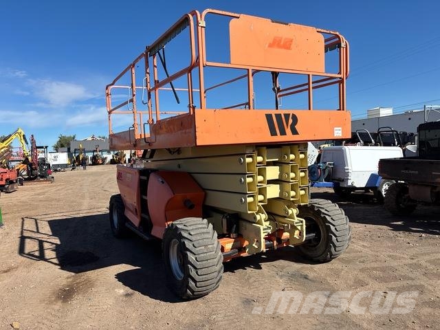 JLG 4394 RT Škaraste platforme