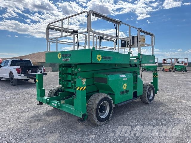 JLG 4394RT Šķerveida pacēlāji