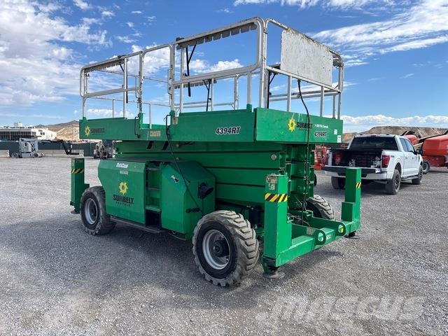 JLG 4394RT Šķerveida pacēlāji