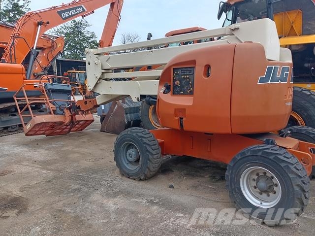 JLG 450A Knikarmhoogwerkers