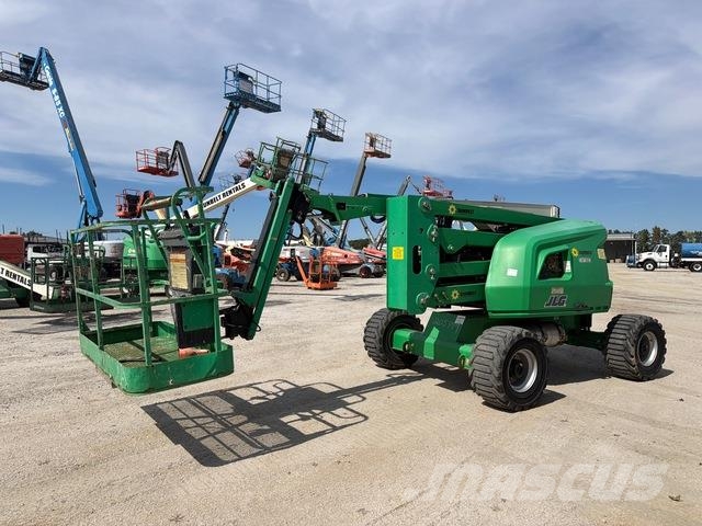 JLG 450AJ Gelenkteleskoparbeitsbühnen