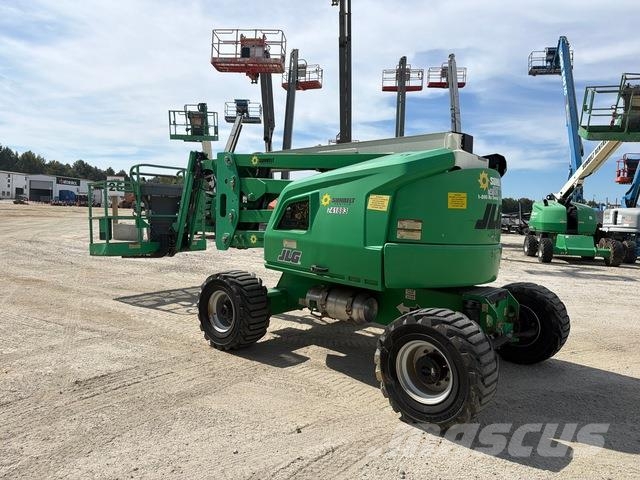 JLG 450AJ Kuukulkijat