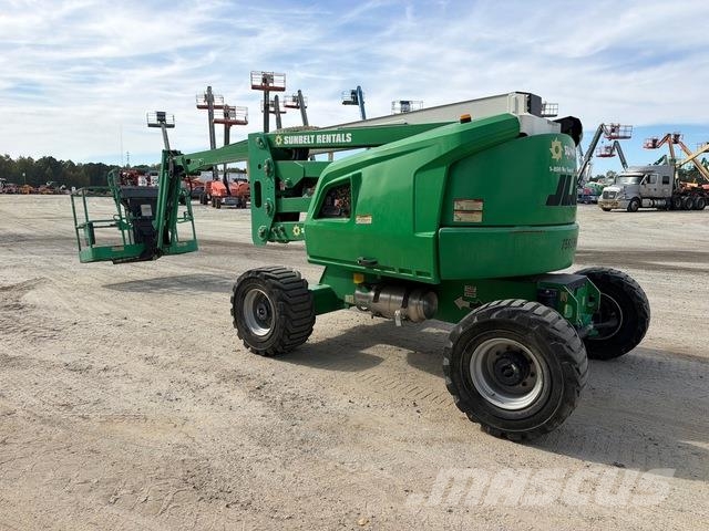 JLG 450AJ Kuukulkijat