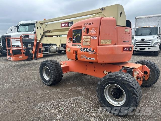 JLG 450AJ 曲臂高空工作平台