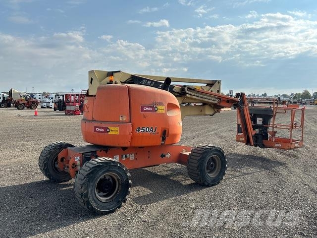 JLG 450AJ Articulated boom lifts