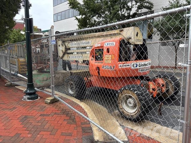 JLG 450AJ 曲臂高空作業車